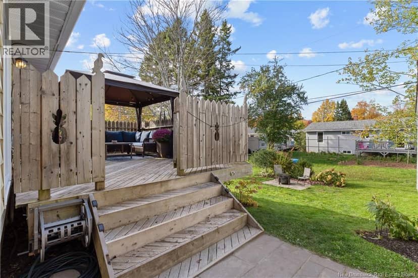 35 Lindsay Street — photo 30 of 38