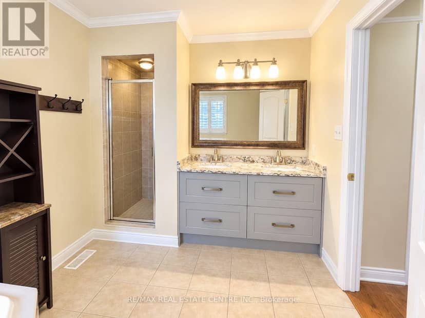 1302 Renfield Drive — photo 23 of 40