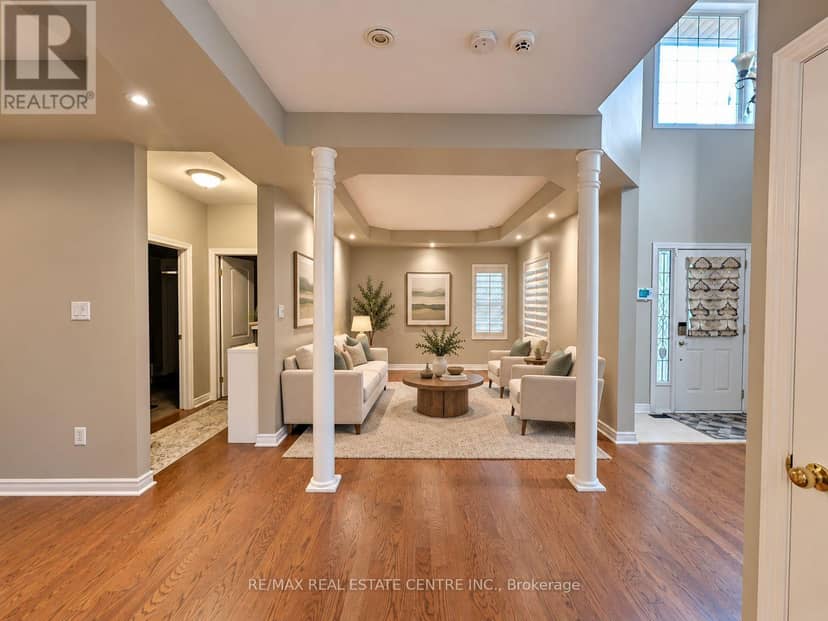 1302 Renfield Drive — photo 6 of 40