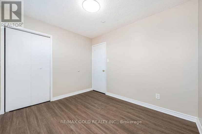 7283 Sigsbee Drive — photo 20 of 40