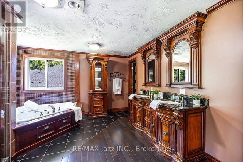 624 Roselawn Avenue — photo 33 of 40