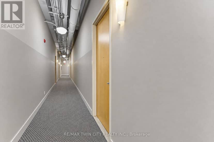 405 - 404 King Street W, Kitchener, photo 7