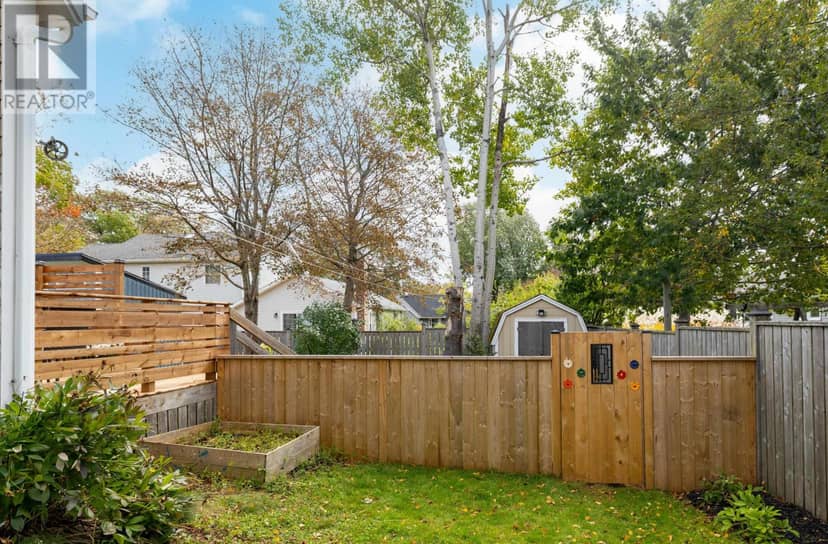 25 York Lane — photo 37 of 40
