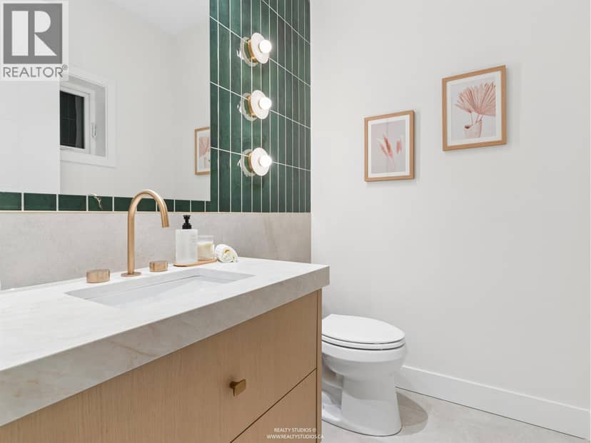 1 2541 E 2ND AVENUE, Vancouver, photo 3