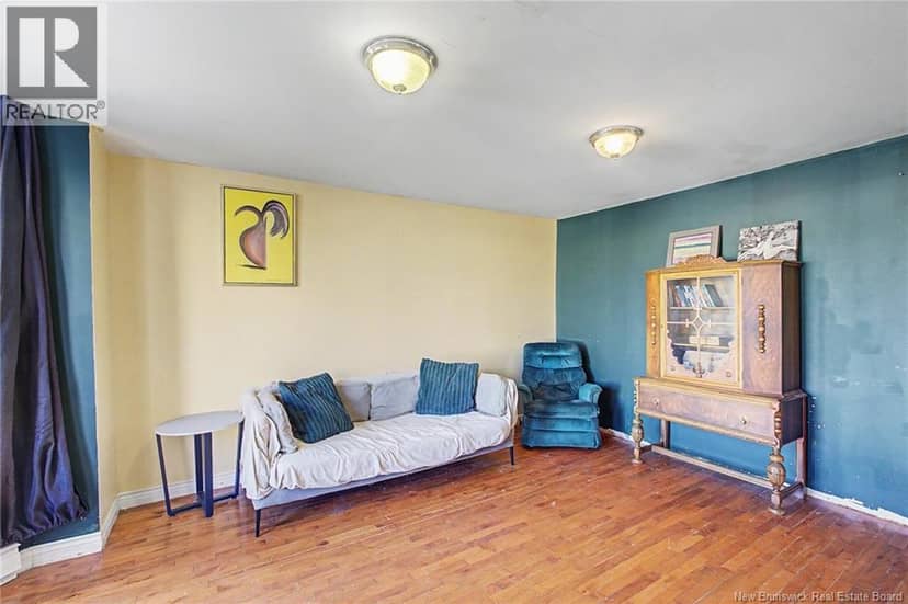 272 Hughes street — photo 12 of 40