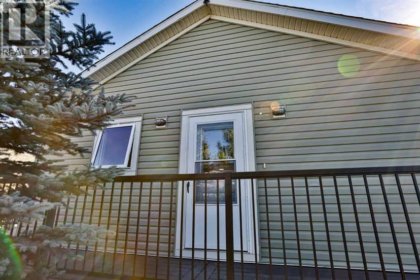 619 Chinook Crescent — photo 24 of 40