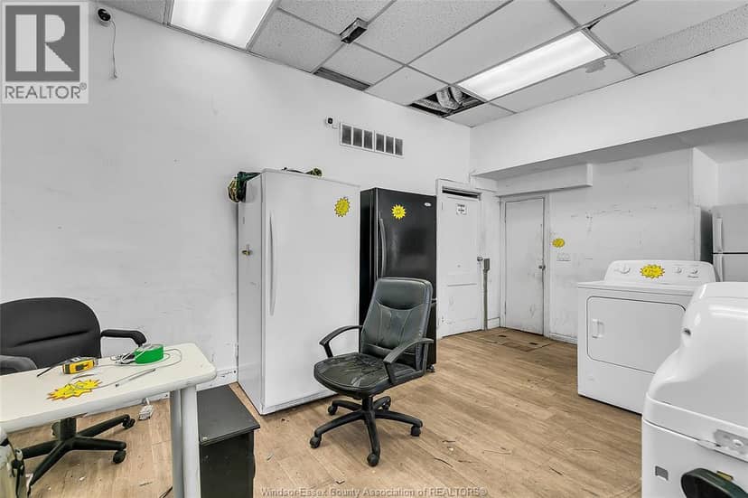 1500 Howard Avenue — photo 6 of 39