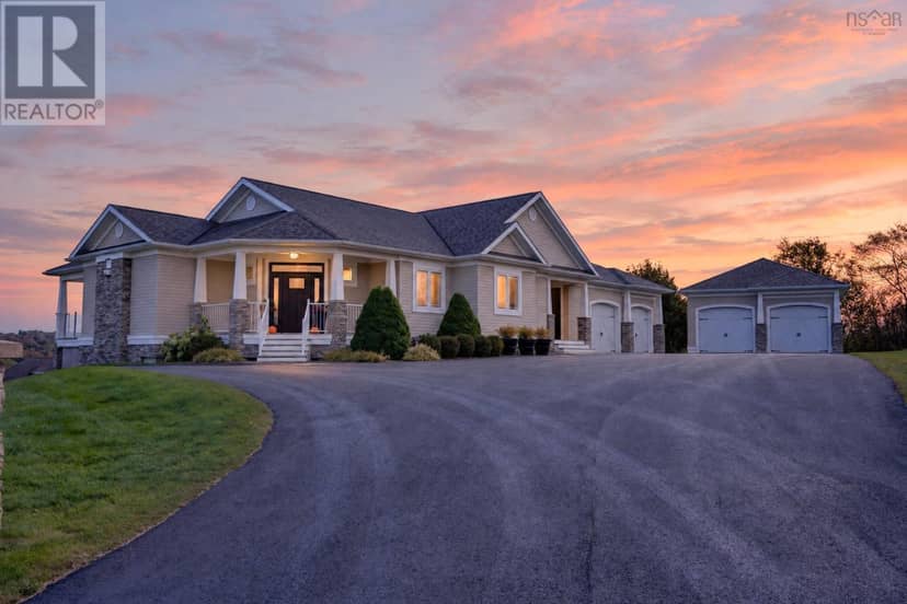 18 Clipper Court — photo 1 of 40