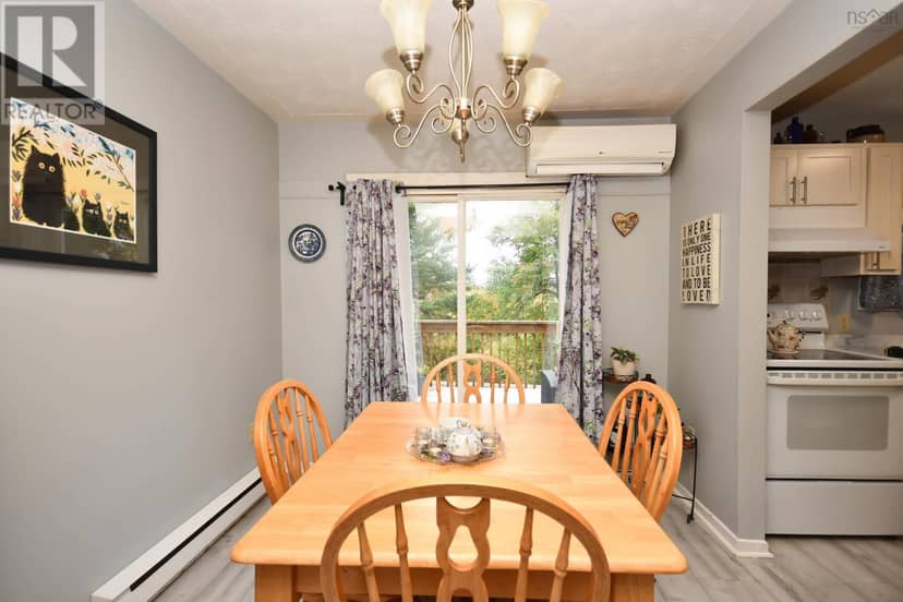 123 Gloria Court — photo 14 of 39