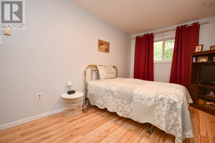 123 Gloria Court — photo 28 of 39