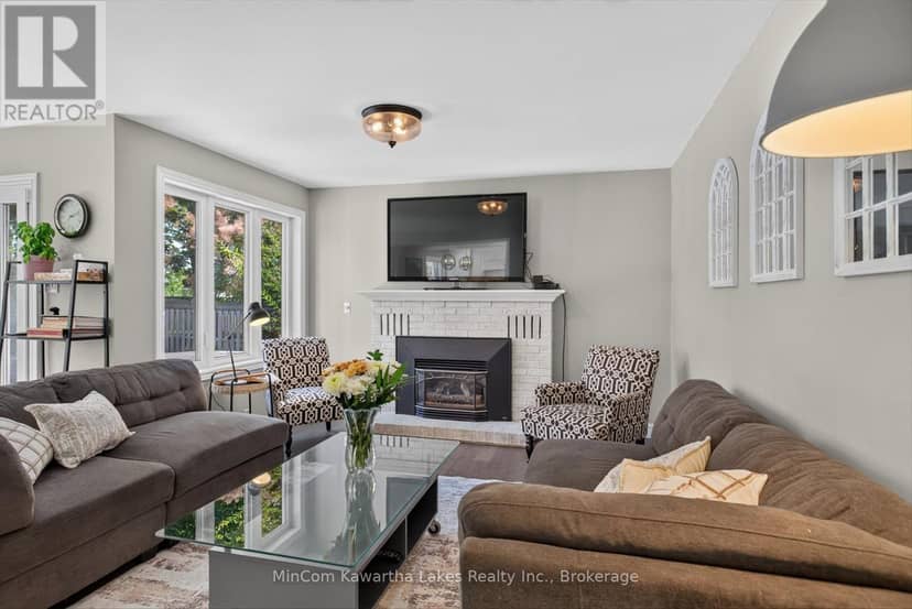 1947 Parkwood Circle — photo 15 of 40