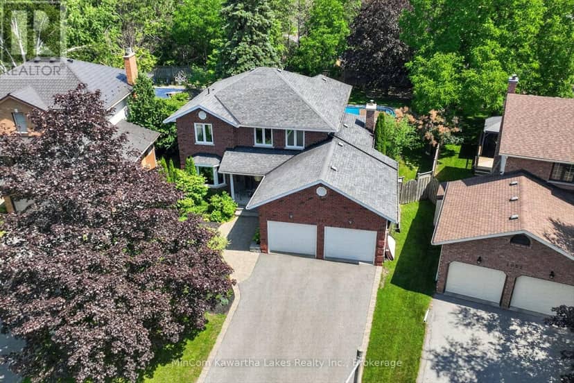 1947 Parkwood Circle, Peterborough, photo 2