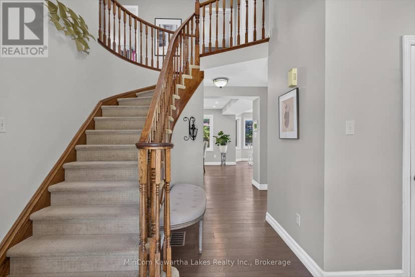1947 Parkwood Circle, Peterborough, photo 5