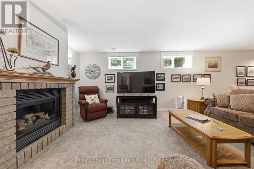 31 Huron Drive — photo 27 of 39