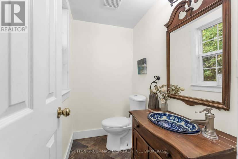 5390 Bedford Road — photo 25 of 40