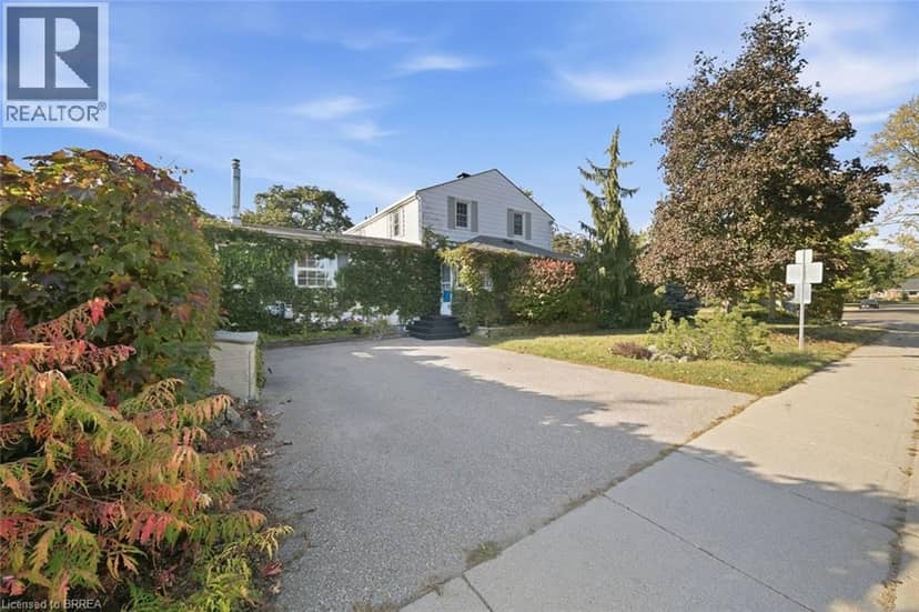 144 ST GEORGE Street — photo 3 of 40