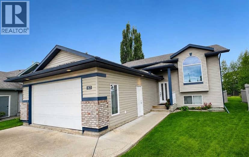 57 Pinnacle Heights, Grande Prairie
