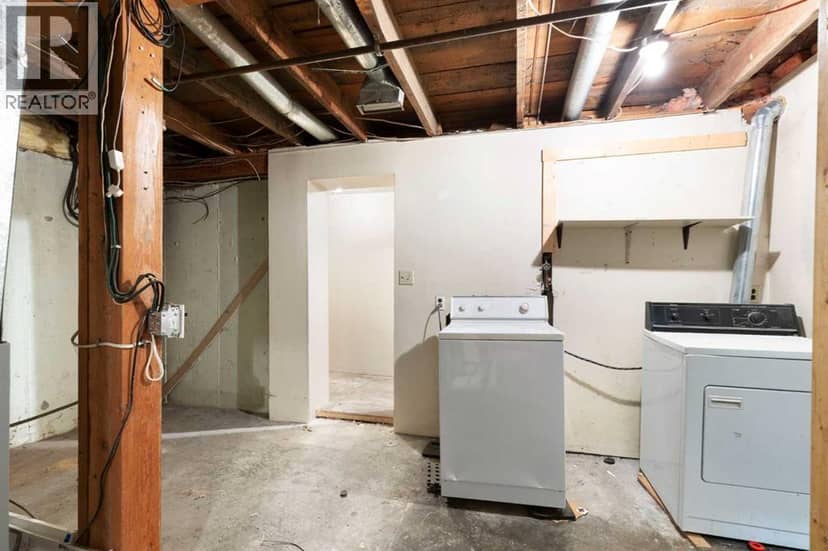 3819 1 Street NE — photo 26 of 34