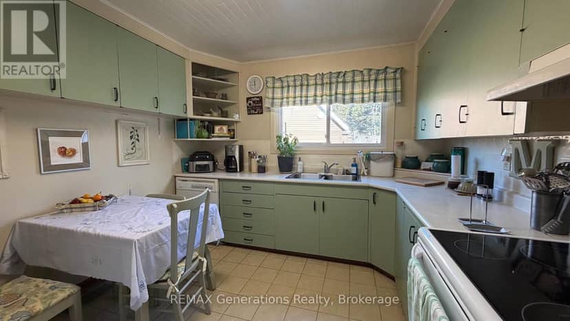 6 Kenogami Road, Terrace Bay, photo 3