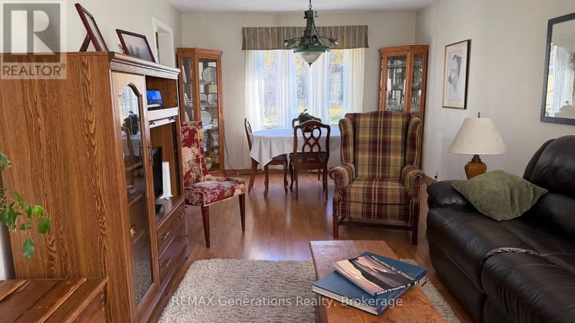 6 Kenogami Road, Terrace Bay, photo 7