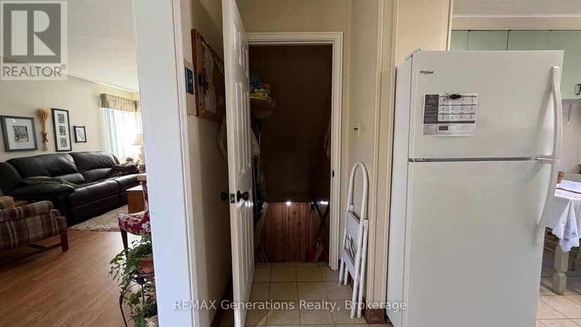 6 Kenogami Road — photo 9 of 34
