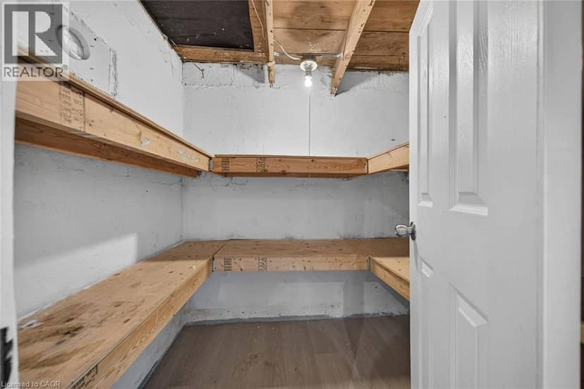 11 SELKIRK Avenue — photo 24 of 40