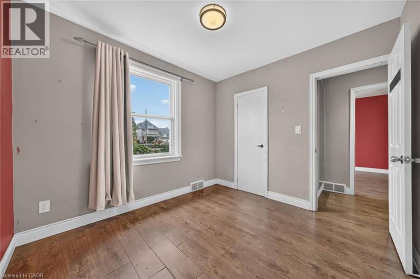 11 SELKIRK Avenue — photo 22 of 40