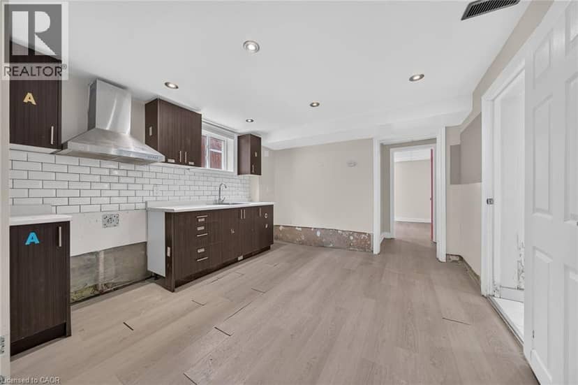 11 SELKIRK Avenue — photo 27 of 40