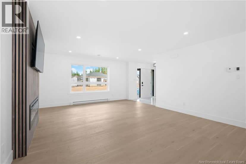 196 Carrington Drive — photo 12 of 40