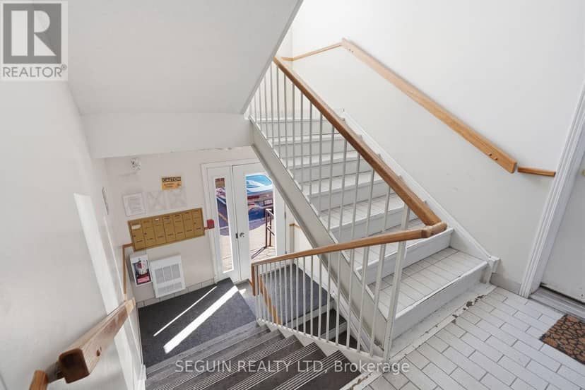 302 - 1974 St Laurent Boulevard, Ottawa, photo 8
