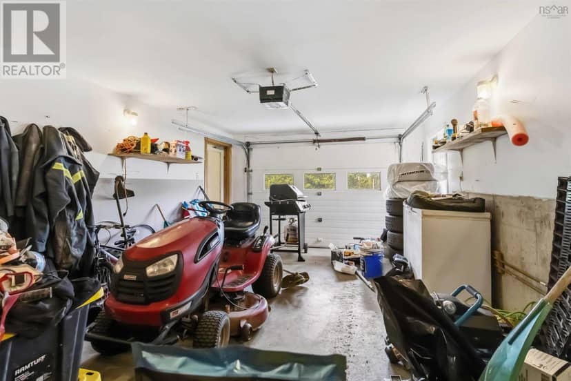 274 Mullock Road — photo 17 of 26