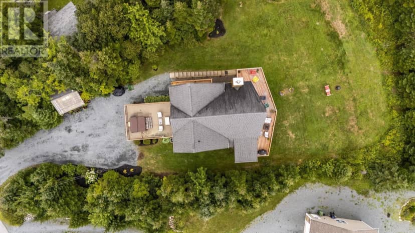 5 Evergreen Crescent — photo 10 of 40