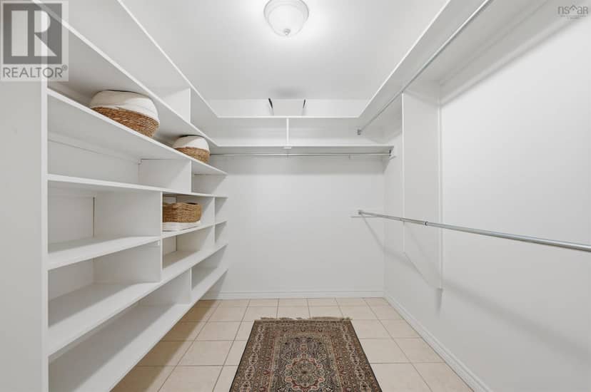 243 Lakeshore Drive — photo 18 of 40