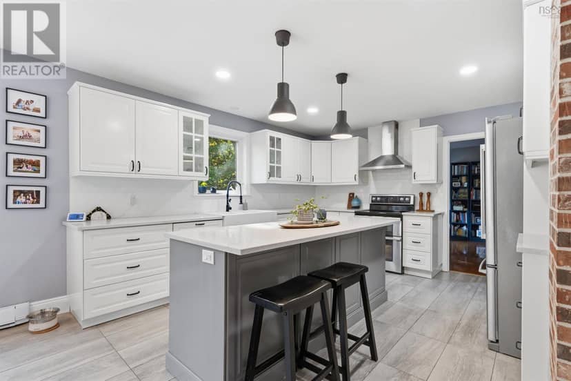 18 Sandstone ave — photo 13 of 40