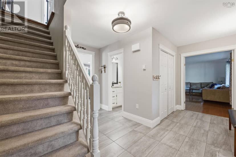 18 Sandstone ave, Fall River, photo 6