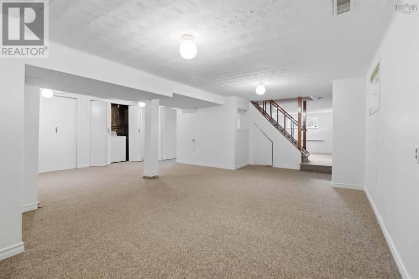 3 Wildwood Boulevard — photo 24 of 32