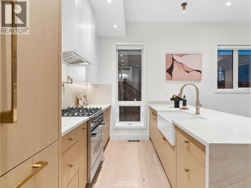 2 2541 E 2ND AVENUE, Vancouver, photo 5