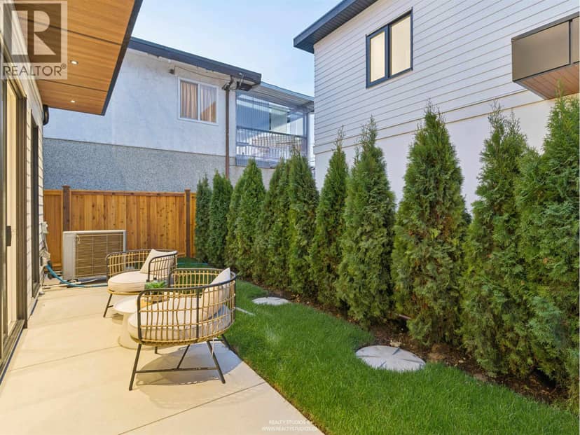 2 2541 E 2ND AVENUE, Vancouver, photo 8