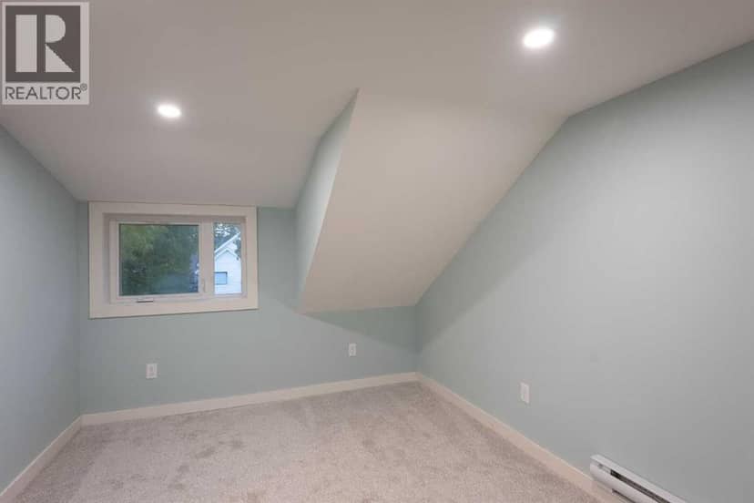 334 18 Street — photo 16 of 25