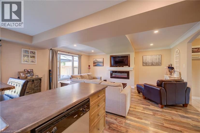 3 FULLER Court — photo 11 of 33