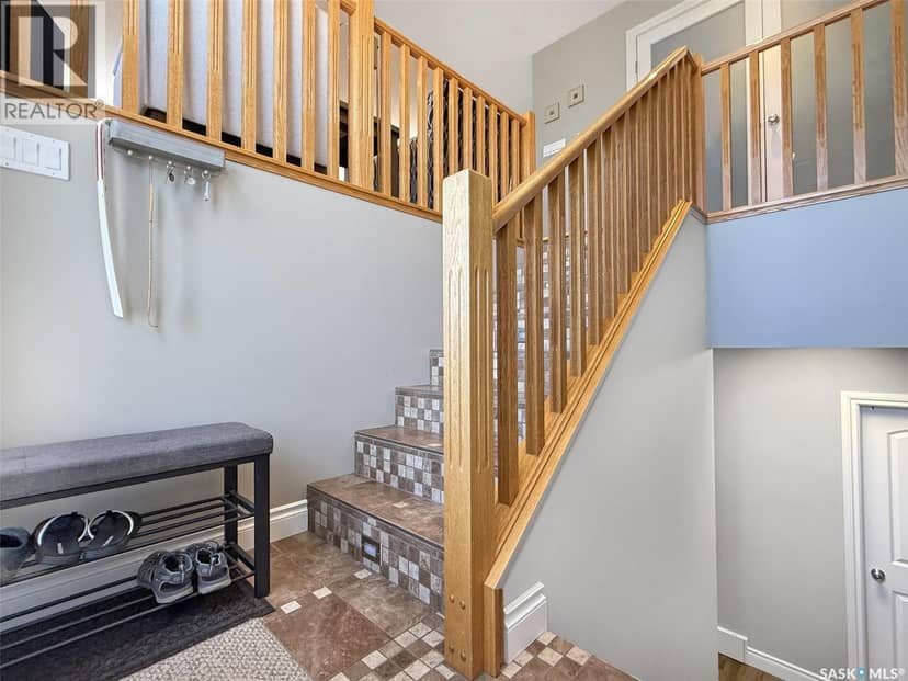 828 Colonel Otter DRIVE — photo 16 of 40