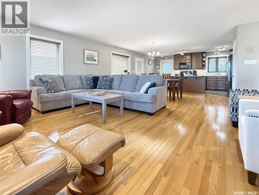 828 Colonel Otter DRIVE — photo 9 of 40