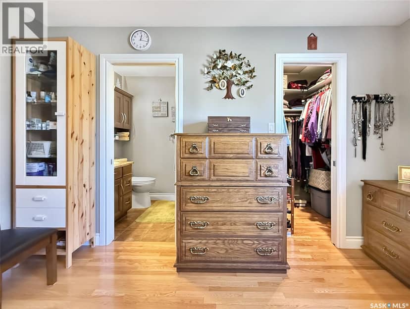 828 Colonel Otter DRIVE — photo 11 of 40