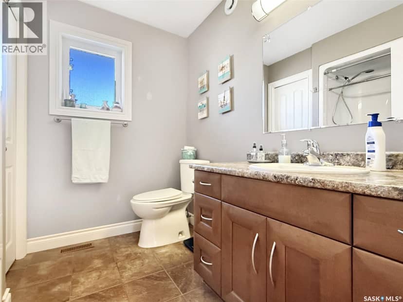 828 Colonel Otter DRIVE — photo 14 of 40