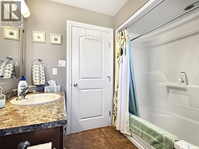 828 Colonel Otter DRIVE — photo 23 of 40