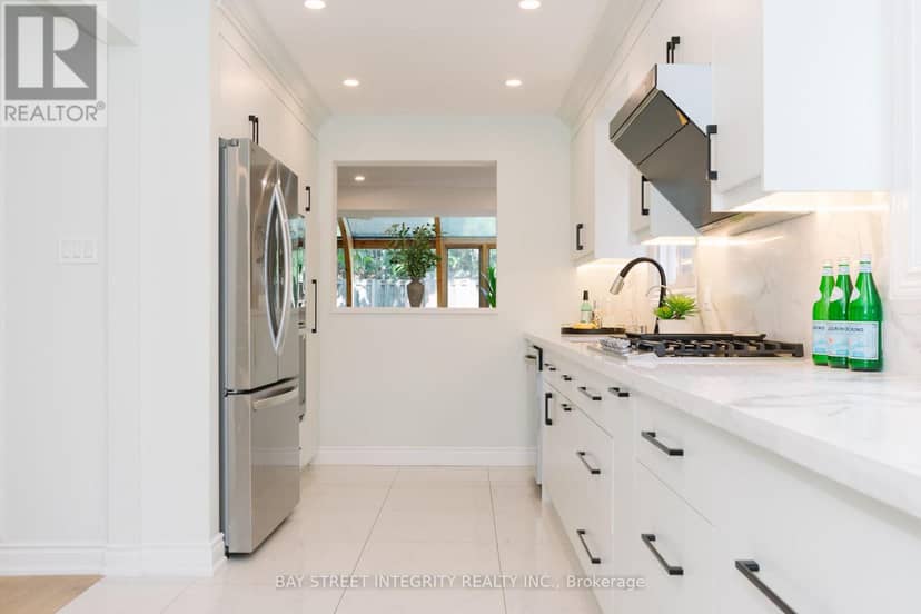 12 Charnwood Place, Markham, photo 8