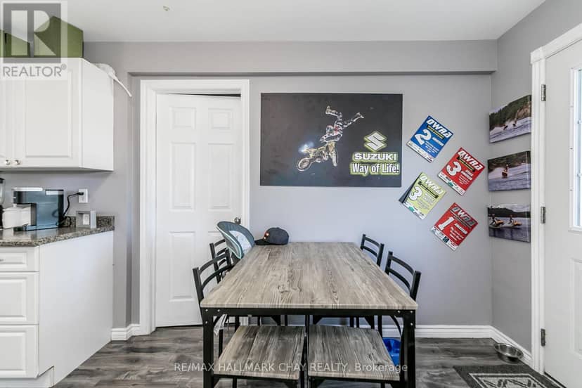 226 Queen Street, Midland, photo 5