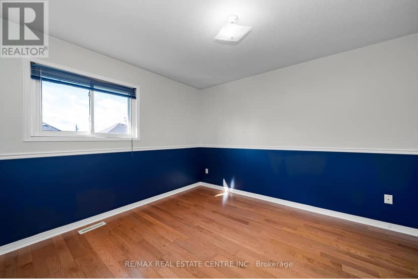 39 Killaloe Crescent — photo 12 of 20