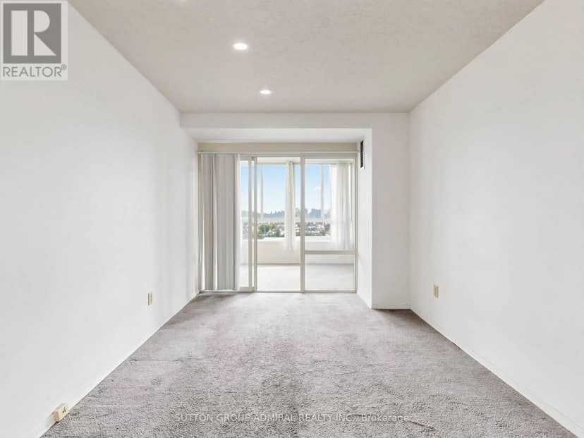 1108 - 2470 Eglinton Avenue — photo 16 of 39