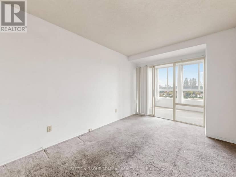 1108 - 2470 Eglinton Avenue — photo 18 of 39